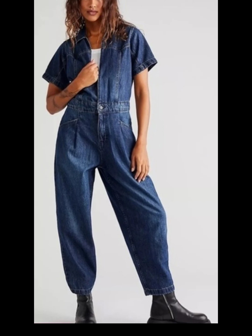 WE THE FREE dark wash denim cropped jumpsuit Medium